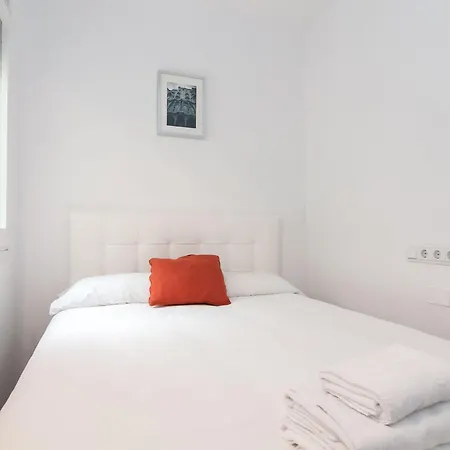 Apartment Private Terrace At Sagrada Familia *